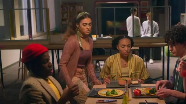 Mes Demoiselles Si­lene Cardi­gan worn by Simone Souter (Margherita Barbieri) as seen in Spellbound (S01E11)