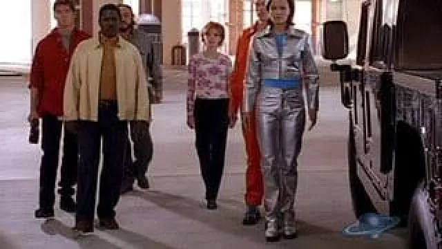 Silver Pants worn by E.R.I.C.A. (Kathleen McClellan) in Sliders (S03E11)