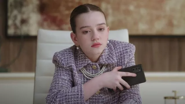 Zara Fit­ted Cropped Tex­tured Blaz­er worn by Prada Lamonca(Anna Mae Quinn) as seen in Killing It (S02E07)