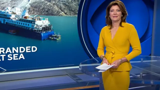 New York & Company Jacqui Sweater Skirt Eva Mendes Collection worn by Norah O'Donnell as seen in CBS Evening News on September 14, 2023