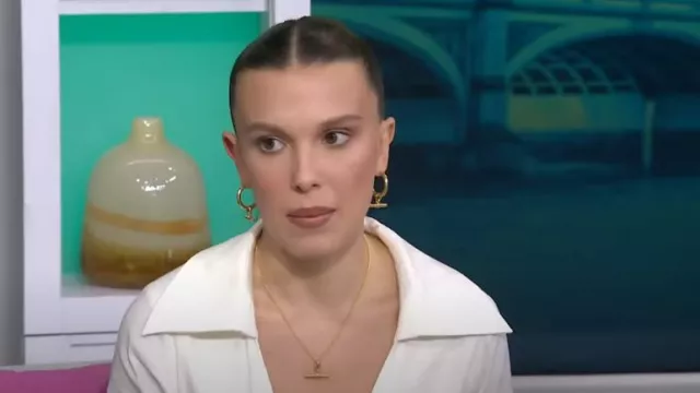 Tilly Sveaas Gold-Plated T Bar Necklace worn by Millie Bobby Brown as seen in Today with Hoda & Jenna on September 15, 2023