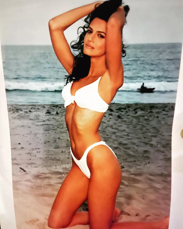 Bikini blanco usado por Nancy Valen en la cuenta de Instagram de @nancyvalenofficial