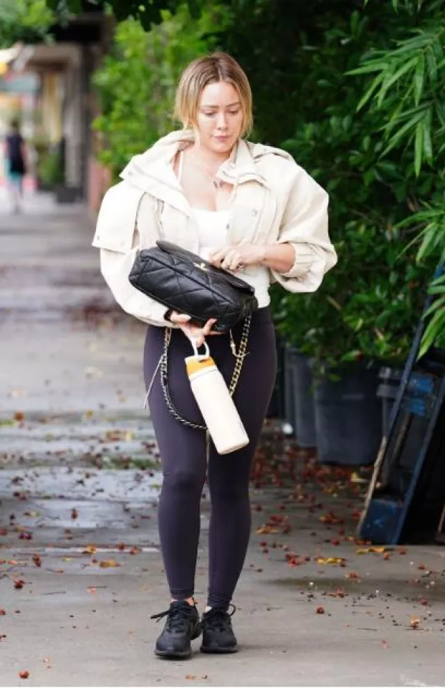 Lululemon Align Pants worn by Hilary Duff in Los Angeles Post on August 21, 2023