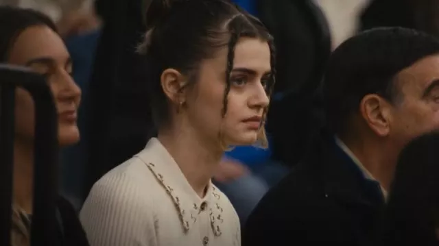 Sandro Aura Top usado por (Alexa Mareka) como se ve en Harlan Coben's Shelter (S01E08)