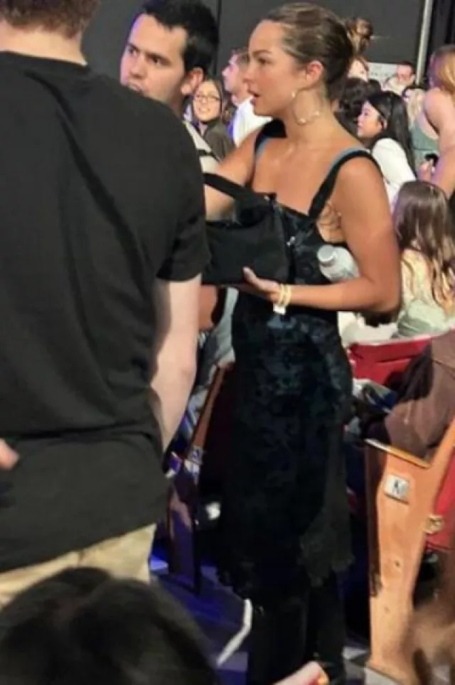 Prada Re-Edition 2000 Nylon Mini Bag worn by  Addison Rae  at Attending a Concert on August 14, 2023