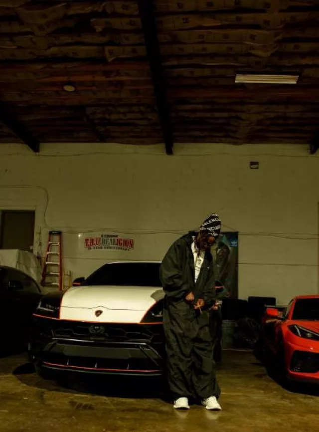 Balenciaga Black & White Diagonal Logo Beanie worn by 2 Chainz on his Instagram account @2chainz