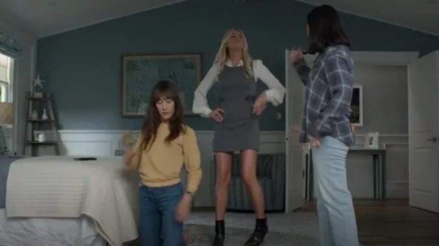 Tory Burch Lila Botté à bout pointu porté par Amy (Eliza Coupe) comme on le voit dans Pivoting (S01E09)