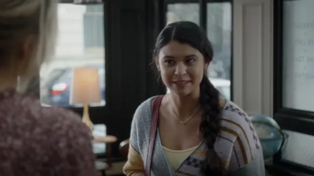 Free People Ready Set Go Cardi­gan worn by Amy (Eliza Coupe) as seen in Pivoting (S01E05)