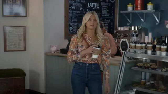 A.L.C. Marci Blusa estampada usada por Amy (Eliza Coupe) como se ve en Pivoting (S01E10)