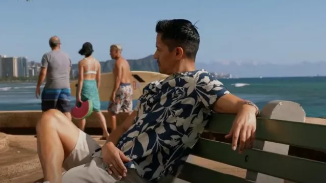 Banks Journal Fingal Shirt worn by Thomas Magnum (Jay Hernandez) as seen in Magnum P.I. (S05E11)