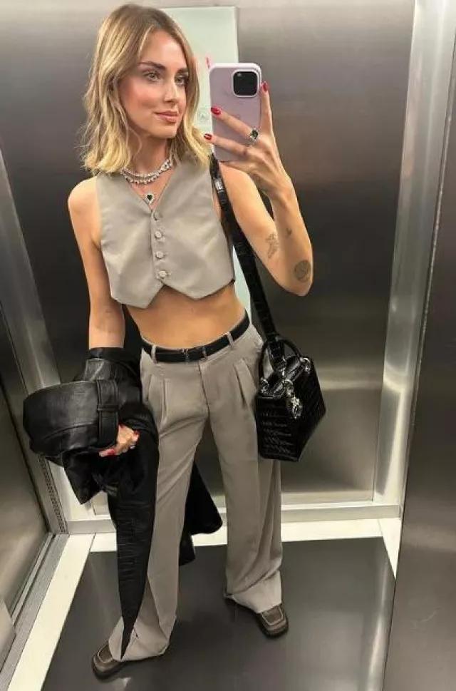 The Andamane Natalie High-Waisted Palazzo Pants worn by  Chiara Ferragni on her Instagram Story on October 8, 2023