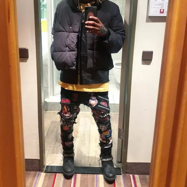 The multi-embroidered patch pants Zillakami wore on his Instagram account @Zillakami