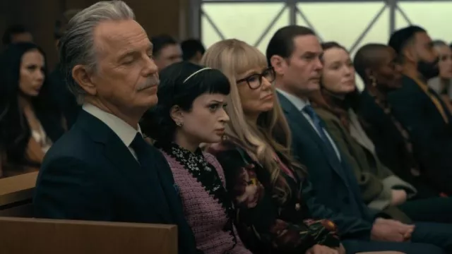 Chanel Diamond Earrings worn by Juno (Ruth Codd) as seen in The Fall of the House of Usher (S01E01)
