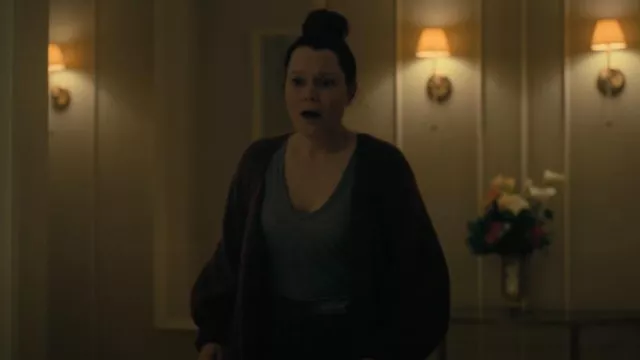 James Perse Sheer Slub Casual V Neck worn by Tamerlane Usher (Samantha Sloyan) as seen in The Fall of the House of Usher (S01E06)