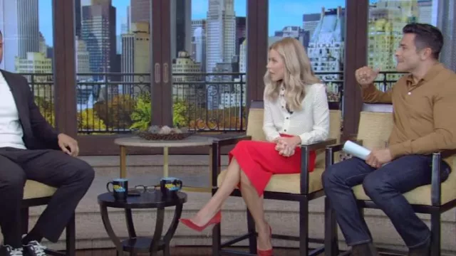 Gianvito Rossi Gianvito 105 Escarpins portés par Kelly Ripa comme vu en LIVE avec Kelly et Mark le 13 octobre 2023