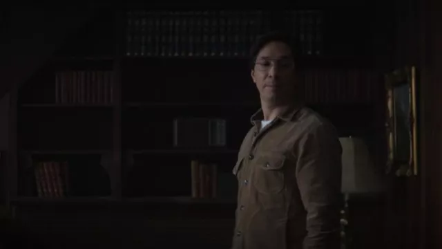 Kato The Anvil Shirt Jack­et worn by Nathan Bratt (Justin Long) as seen in Goosebumps (S01E01)