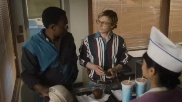 Striped Rugby Shirt with Denim Collar worn by Jeffrey Dahmer (Evan Peters) in Dahmer – Monster: The Jeffrey Dahmer Story (S01E06)