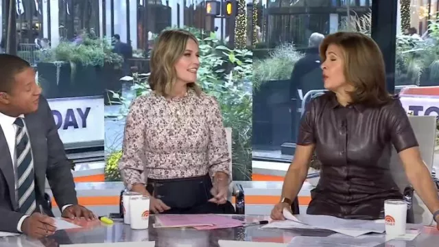 Veronica Beard Kali Floral Smocked Blouse In Ecru Multi worn by Savannah Guthrie as seen in Today on October 17, 2023