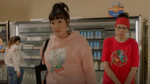 Red Rebel Ar­mour Straw­ber­ry Sage Hood­ie worn by Jo (Cheyenna Sapp) as seen in Acting Good