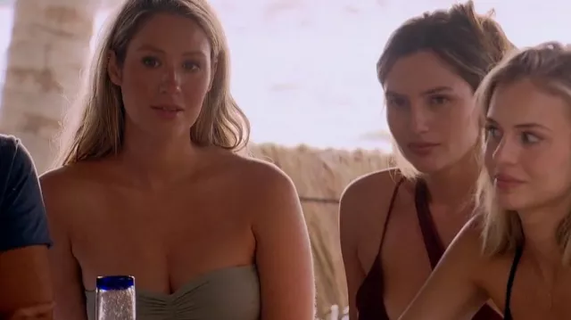 Haut de maillot de bain Faye en ardoise en brouillard porté par Rachel Recchia comme on le voit dans Bachelor in Paradise (S09E06)