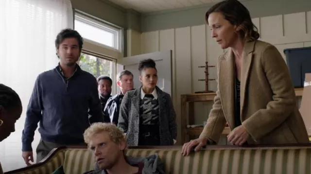 3.1 phillip Lim Over­sized Tex­tured Bal­macaan Coat worn by Lacey Quinn (Gabrielle Walsh) as seen in Found (S01E06)