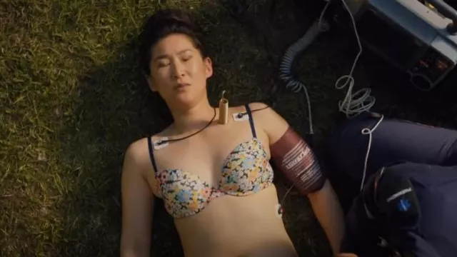 La Senza Lightly Lined Demi Bra worn by Constable Jennifer Lee (Rong Fu) as  seen in SkyMed (S02E07)