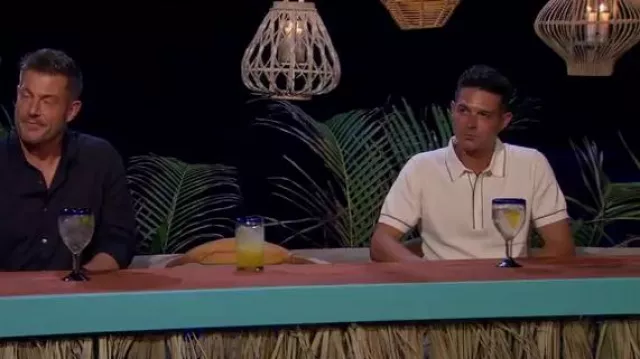 Todd Snyder Polo Riviera en coton italien et soie à pointe ivoire porté par Wells Adams comme on le voit dans Bachelor in Paradise (S09E08)