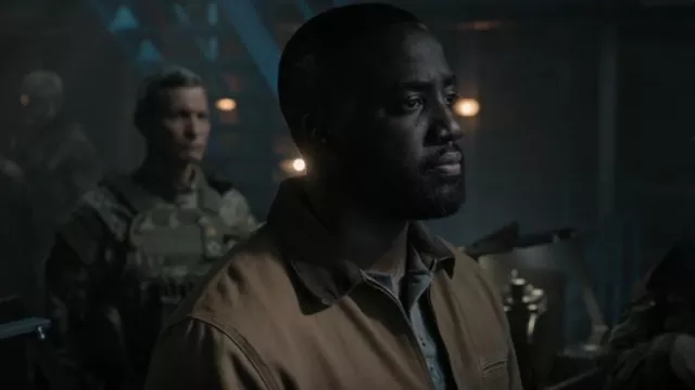 Carhartt Duck De­troit Jack­et worn by Trevante Cole (Shamier Anderson) as seen in Invasion (S02E10)