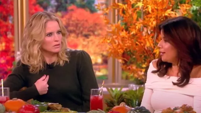 Veronica Beard Nelia Cashmere Crewneck Sweater worn by Sara Haines as seen in The View on November 22, 2023