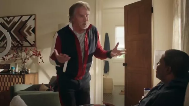 Pantalones de chándal Bally usados por Rick (Don Johnson) como se ve en Kenan (S01E07)