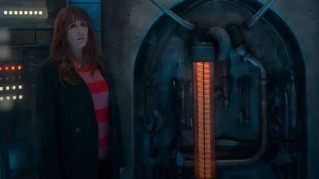 Jigsaw Linen Cotton Wide Stripe Crew Jumper worn by Donna Noble (Catherine Tate) as seen in Doctor Who (S14E01)