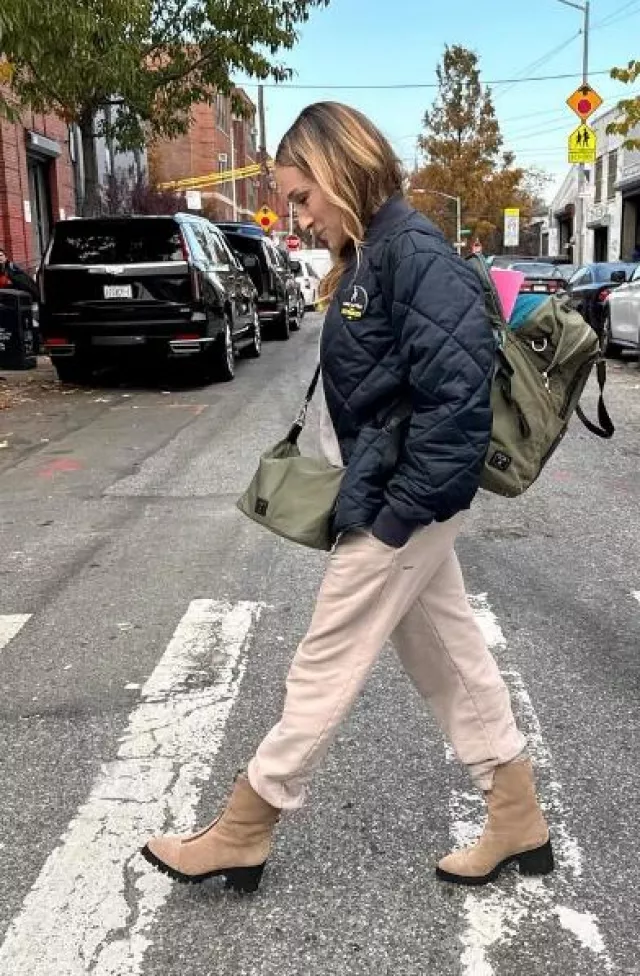 Samsonite x Sarah Jessica Parker The Carried Away Convertible Bag worn by Sarah Jessica Parker  on her  Instagram post on November 7, 2023