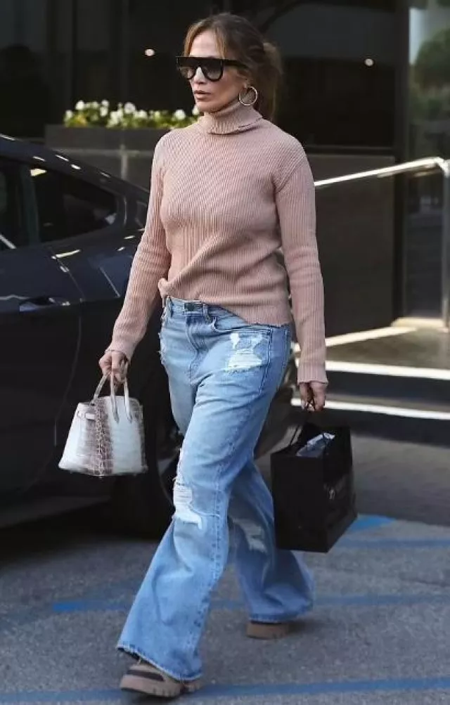 Hermes Himalayan Croc Birkin Bag worn by Jennifer Lopez in Beverly Hills on December 2, 2023