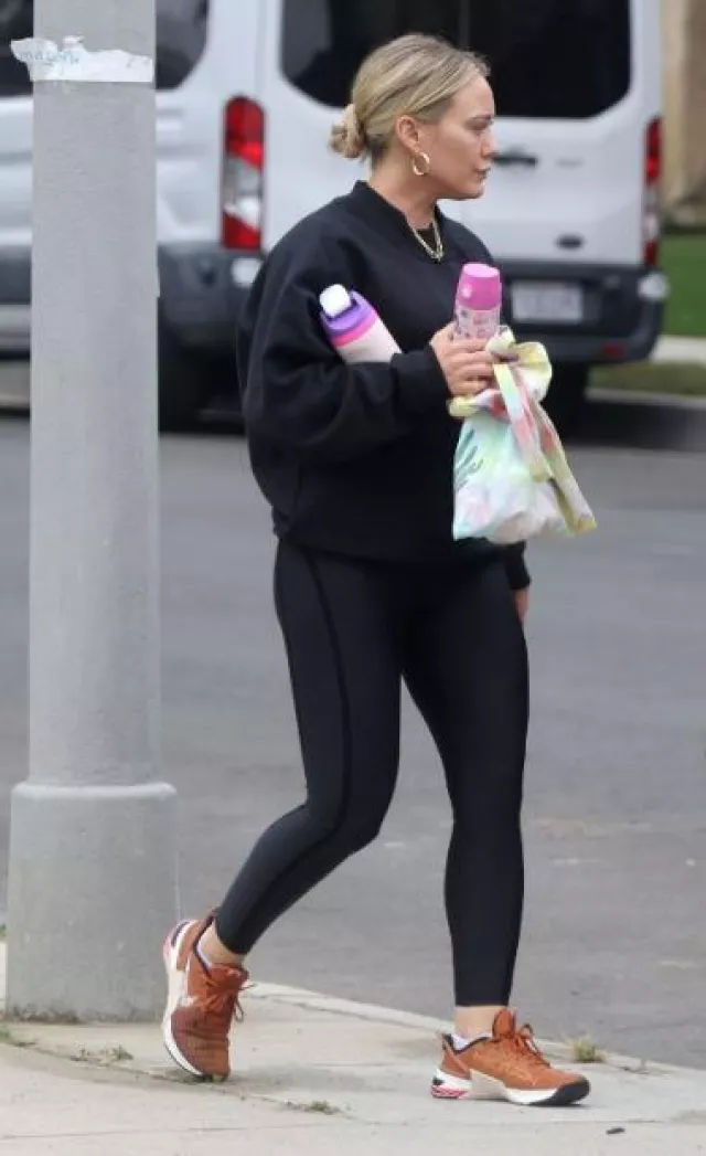 Nike Met­con 8 Fly­ease worn by Hilary Duff in Los Angeles post on June 9, 2023