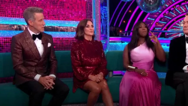 Mini-robe Samantha ornée de Rixo portée par Shirley Ballas dans Strictly Come Dancing : It Takes Two (S21E05)