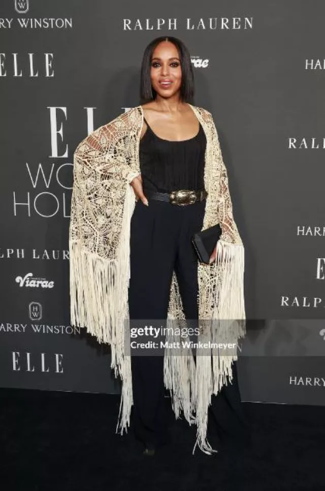 Ralph Lauren Pantalon large en crêpe de laine plissé Acklie porté par Kerry Washington chez Elle Women in Hollywood le 5 décembre 2023