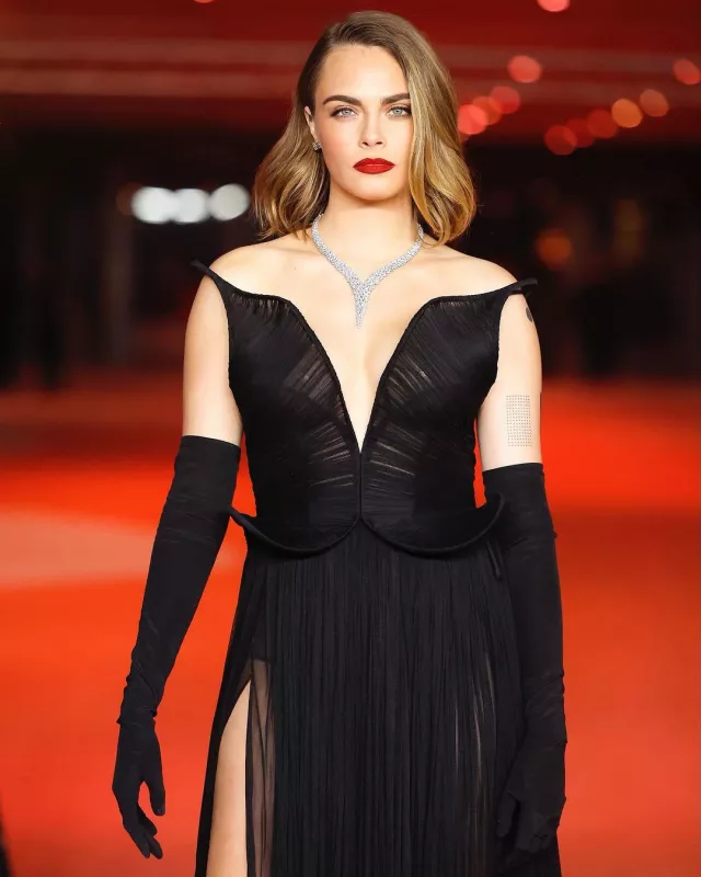 Yeprem Y-Couture Necklace worn by Cara Delevingne at Academy Museum of Motion Pictures Gala on December 3, 2023