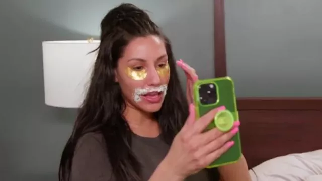 Earth Therapeutics Gold Pure Gel Under Eye Mask worn by Monica Garcia as seen in The Real Housewives of Salt Lake City (S04E13)