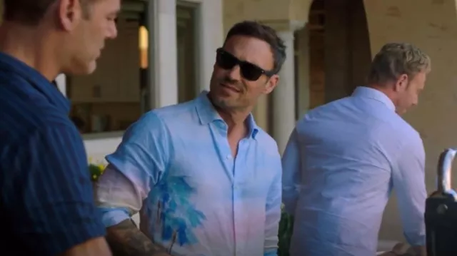 Ray Ban Original Wayfarer Classic Sunglasses worn by Brian Austin Green (Brian Austin Green) as seen in BH90210 (S01E06)