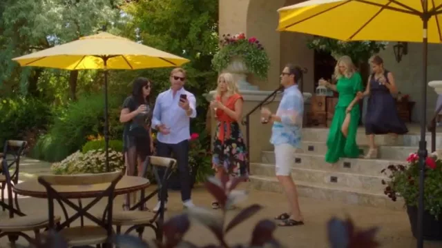 Falda floral de Topshop usada por Tori Spelling (Tori Spelling) como se ve en BH90210 (S01E06)