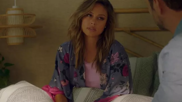 Midnight Bakery Salem Floral Print Duster worn by Camille (Vanessa Minnillo) as seen in BH90210 (S01E06)