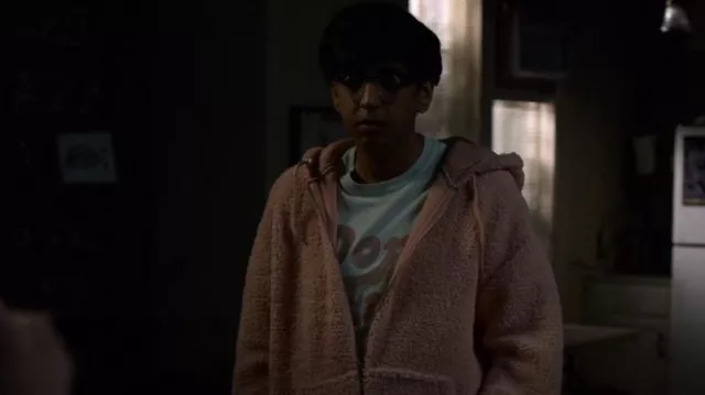 Asos Design Over­sized Zip-up Hood­ie worn by Zahid (Nik Dodani) as seen in Atypical (S04E01)