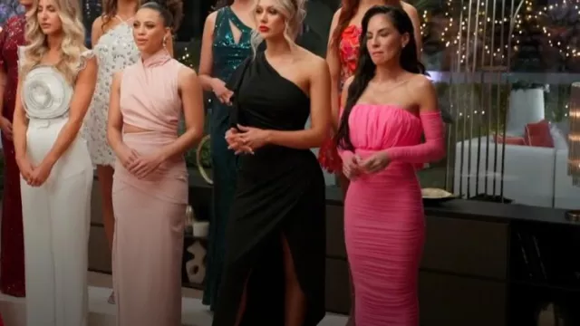 Sheike Kendall Set worn by Lana Chegodaev as seen in The Bachelor (S11E07)