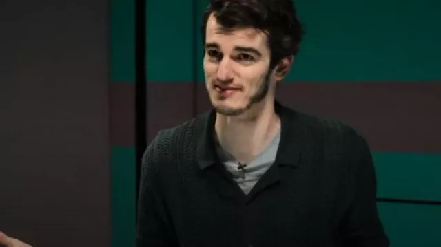Abercrombie But­ton Through Po­lo Top worn by (Trey Plutnicki) as seen in Squid Game: The Challenge (S01E01)