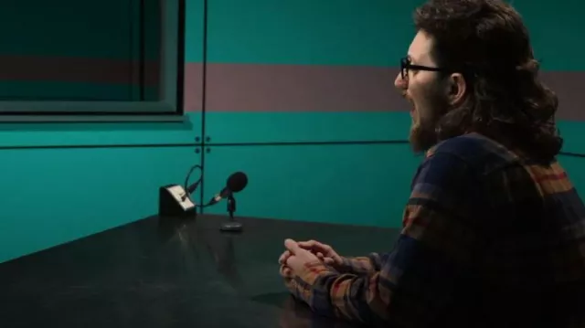 George Flan­nel Plaid Shirt worn by 101 (Kyle) as seen in Squid Game: The Challenge (S01E01)