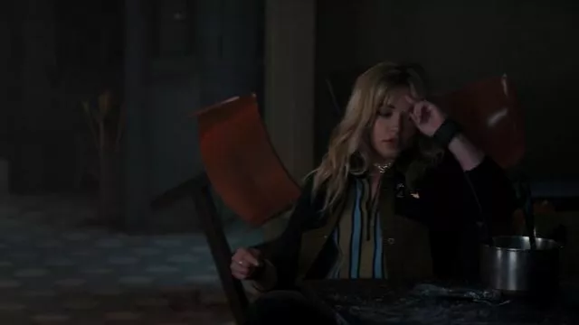 Zara Retro Striped Zip­per Sweater worn by Yelena (Florence Pugh) as seen in Hawkeye (S01E05)