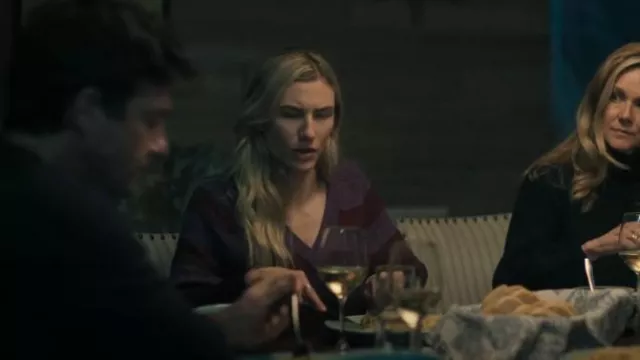 Naadam Dip-Dye Striped Cashmere Sweater worn by Charlotte Byrde (Sofia Hublitz) as seen in Ozark (S04E01)