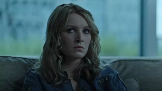 Collier chaîne trombone Madewell porté par Charlotte Byrde (Sofia Hublitz) comme on le voit dans Ozark (S04E09)