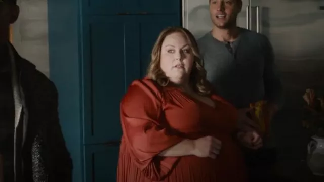 Vestido largo con escote en V y escote en V de Anthropologie usado por Kate Pearson (Chrissy Metz) como se ve en This Is Us (T06E15)