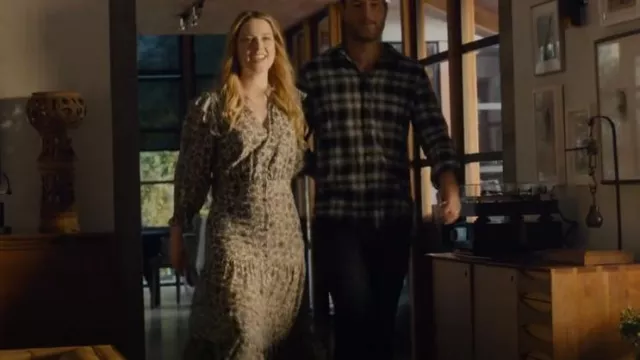 Veronica Beard Flo­ral-Print Silk Shirt Dress worn by Sophie Larson (Alexandra Breckenridge) as seen in This Is Us (S06E16)